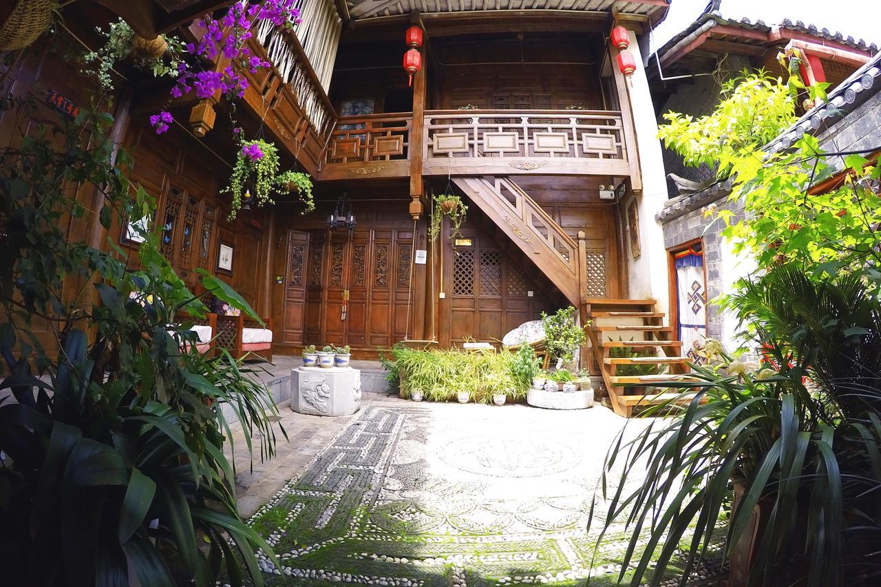 Lv Ye An Jia 绿野安家 Apartman Licsiang Kültér fotó